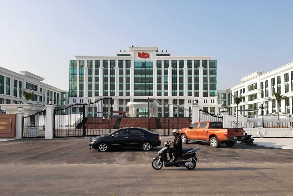 Phương án sử dụng trụ sở quy mô nhất Thanh Hóa khi bỏ cấp huyện - 2 Phương án sử dụng trụ sở quy mô nhất Thanh Hóa khi bỏ cấp huyện - 2